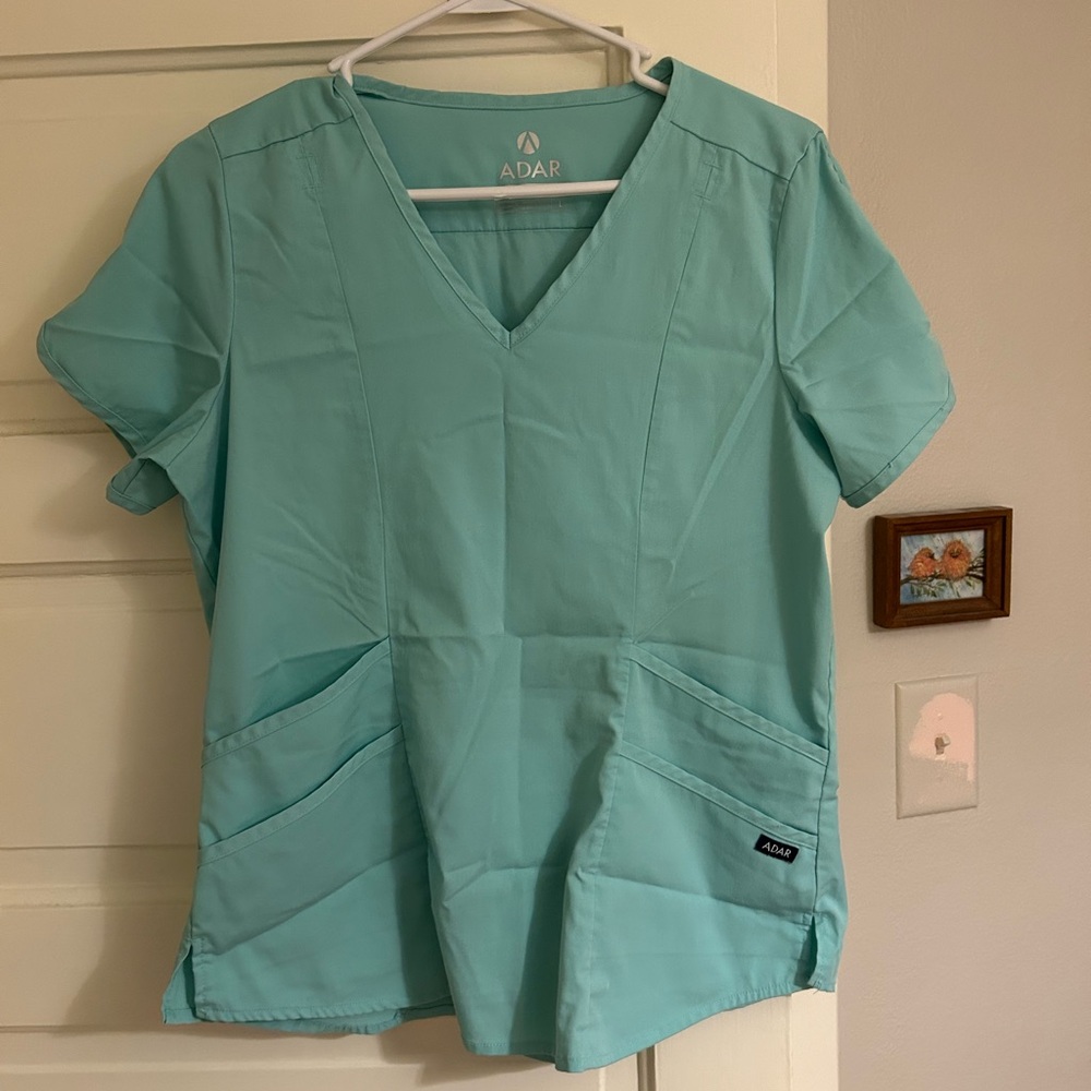 Light Blue Adar Scrubs Set with Jogger Pants Large